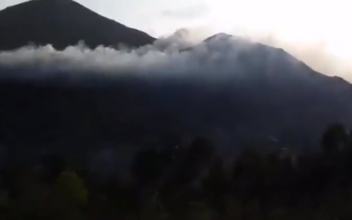 Incendio forestal en Llanes