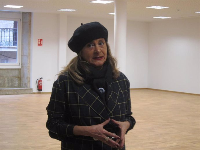 La presidenta de la Diputación de Pontevedra, Carmela Silva, durante la visita realizada a la nueva sede de la institución en Vigo