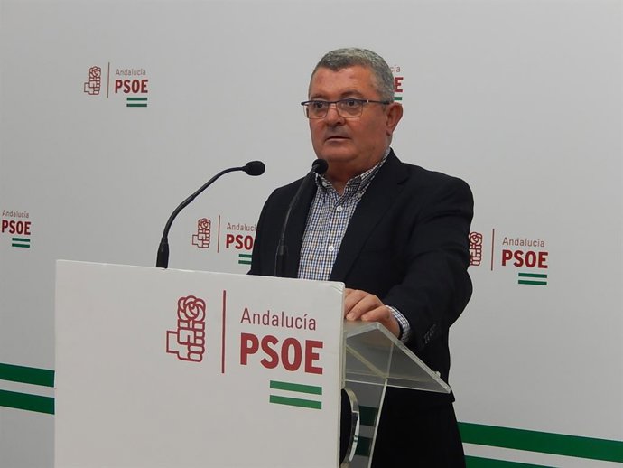 El secretario de Política Institucional del PSOE de Córdoba, Jesús María Ruiz, en la sede provincial de su partido en una imagen de archivo.