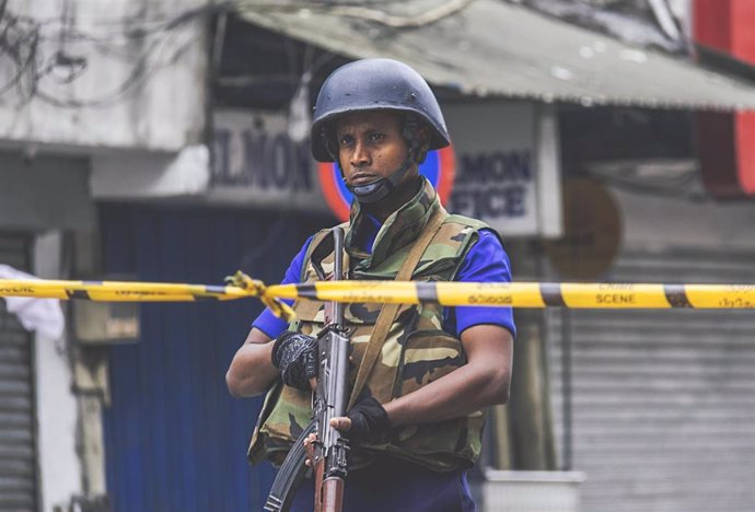 Militar de Sri Lanka desplegado en Colombo