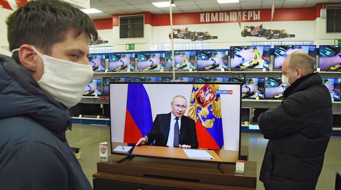 Coronavirus.- El primer ministro ruso plantea ampliar la cuarentena de Moscú a t