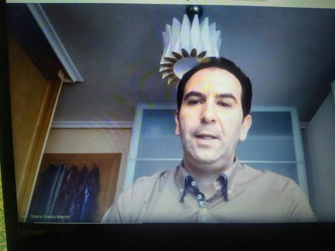 Imagen de la rueda de prensa virtual que ha dado Mario Simón para explicar la situación ante el nuevo Decreto del gobierno.