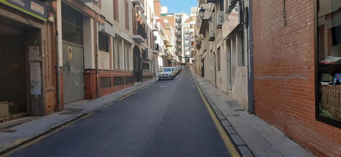 Una calle de Huelva vacía tras el decreto de estado de alarma por coronavirus
