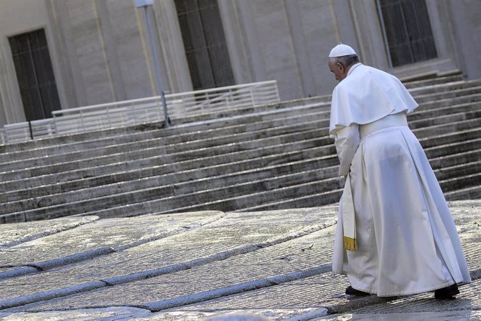 El Papa el pasado viernes durante la bendición extraordinaria Urbi et Orbi