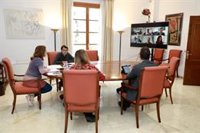 Armengol aborda con la sanidad privada de Baleares la situación en los hospitales