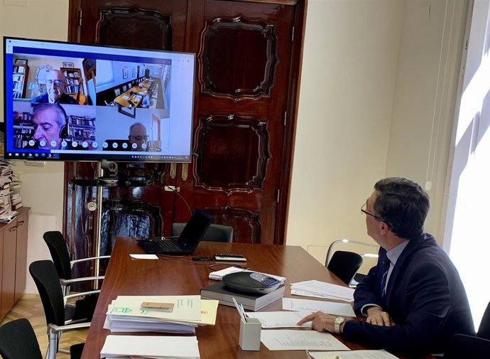 El alcalde de Murcia, José Ballesta, preside el Consejo de Aguas de Murcia