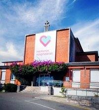 Padre Menni recibe 31 pacientes del hospital de Liencres