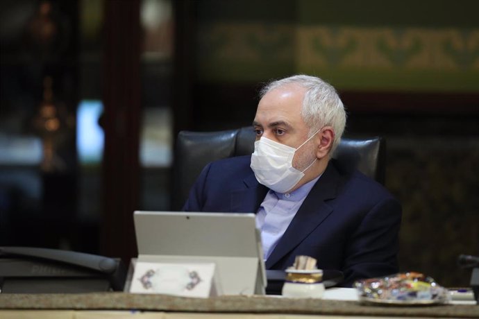 El ministro de Asuntos Exteriores de Irán, Mohamad Yavad Zarif, en una reunión del Gobierno en Teherán
