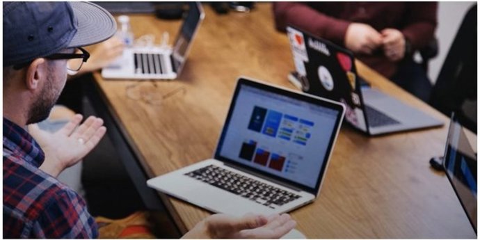 Coronavirus.- Barcelona Activa triplica las inscripciones online y potencia la formación en teletrabajo