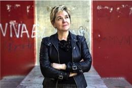 La LIV edición de los Premis Crítica Serra d'Or han reconocido a los escritores Marta Marín-Dmine, Dolors Miquel y lex Susanna, entre otros.