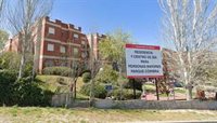 Piden ayuda urgente en una residencia de Móstoles, con 5 muertos y su director multado por trabajar enfermo