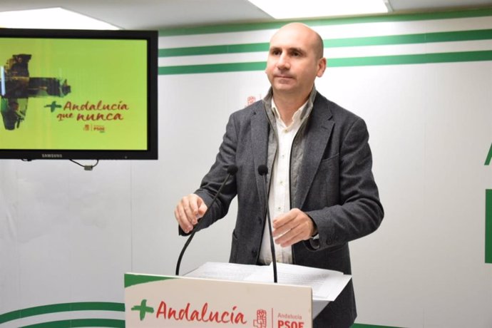 El parlamentario del PSOE-A Francisco Conejo en una imagen de archivo.
