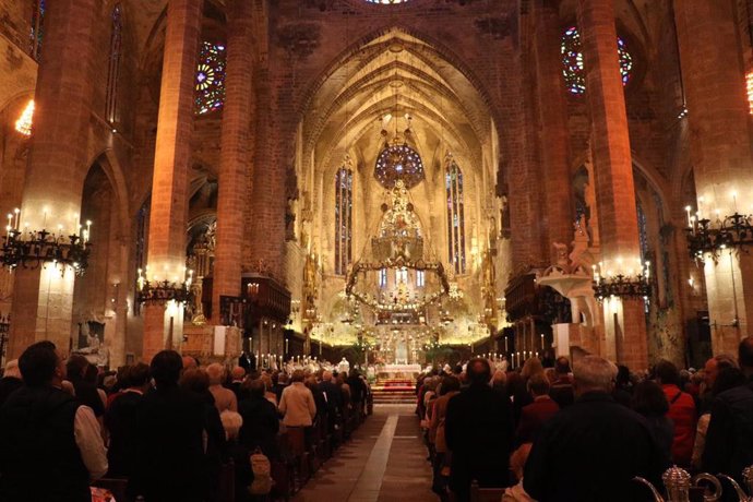 El interior de la Catedral durante una de las celebraciones de Semana Santa.