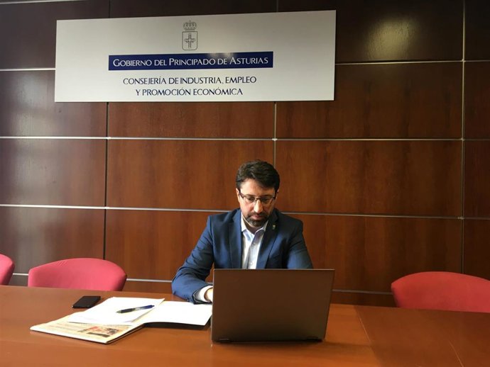 El consejero de Industria, Empleo y Promoción Económica del Principado, Enrique Fernández