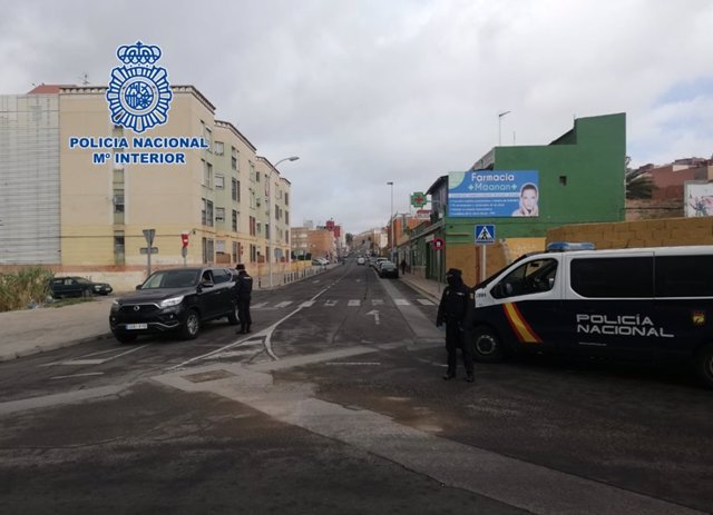 Los controles aumentan en los barrios periféricos de Melilla para garantizar el confinamiento