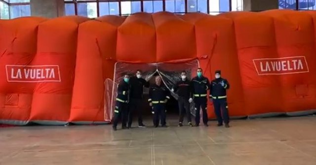 La Vuelta cede su carpa de prensa para almacenamiento y distribución de material sanitario