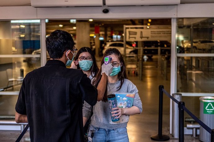 Coronavirus.- Indonesia declara el estado de emergencia sanitaria, tras 139 muer