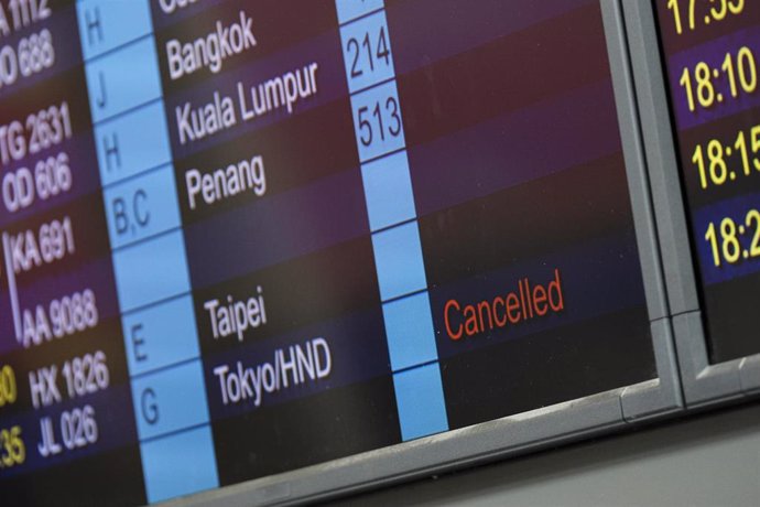 Vuelos cancelados en el Aeropuerto Internacional de Hong Kong