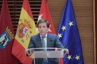 Almeida pide al Gobierno hacer "todos los esfuerzos para mejorar" el decreto que paraliza la movilidad