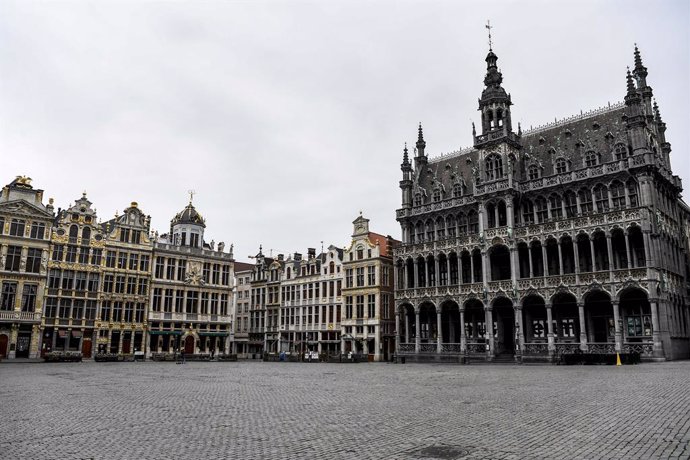 Bélgica.- Bélgica supera el millar de fallecidos con coronavirus y los 15.000 co