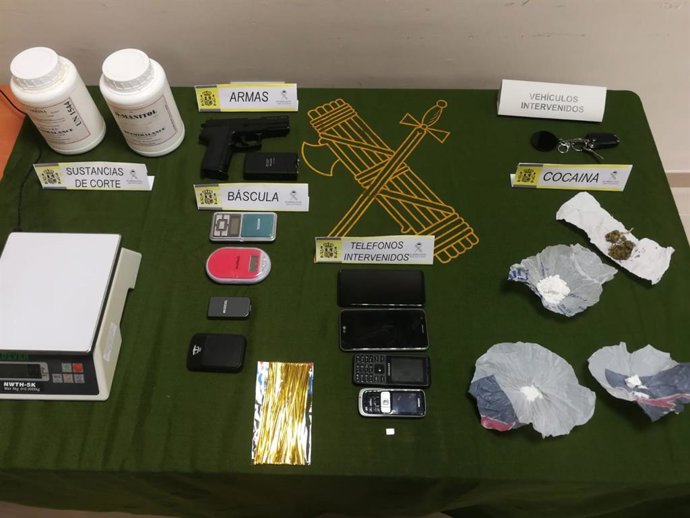 Material y sustancias intervenidas.