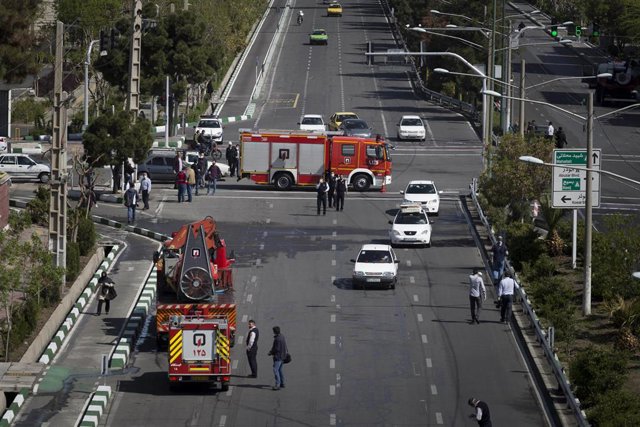 Desinfección en las calles de Teherán