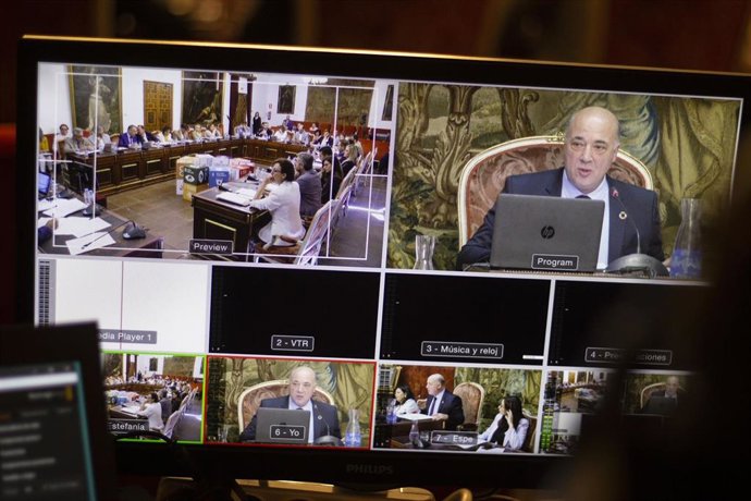 Realización de un Pleno de la Diputación de Córdoba