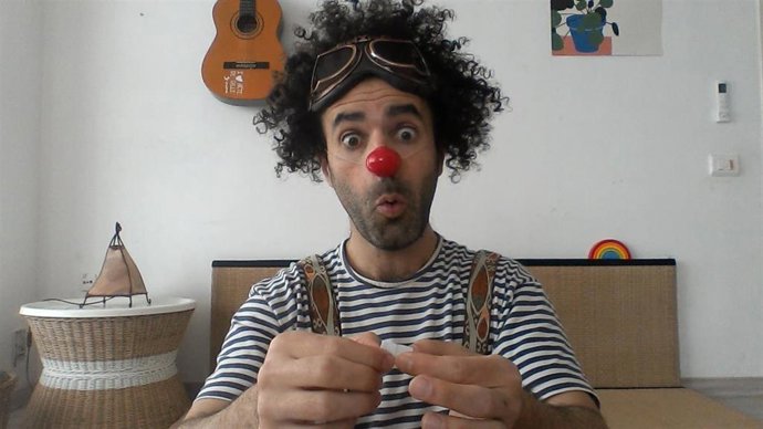 Sonrisa Médica acompañan a los niños hospitalizados a distancia durante el confinamiento con contenidos digitales.