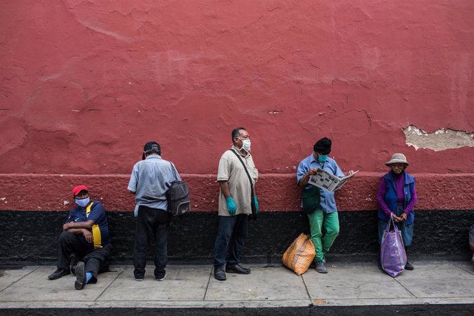 Perú ha decretado restringir la circulación de sus ciudadanos según su género hasta el 12 de abril.