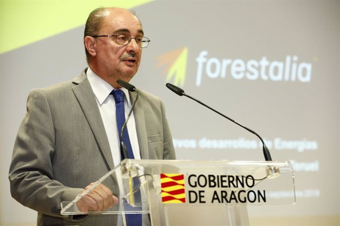 Javier Lambán, presidente del Gobierno de Aragíon, durante la presentación del proyecto de Forestalia en Teruel