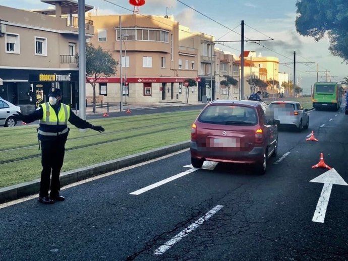 Control de la Policía Local de La Laguna durante el estado de alarma por el covid-19