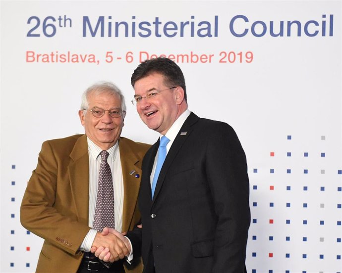 Josep Borrell y el nuevo enviado de la UE para el diálogo entre Serbia y Kosovo, Miroslav Lajcak