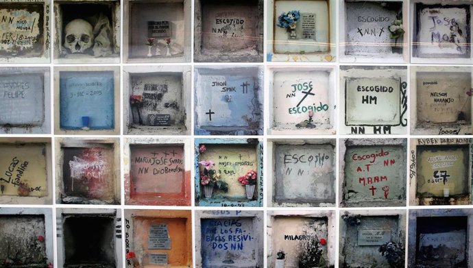 Nichos en un cementerio de Bogotá (Imagen de archivo)