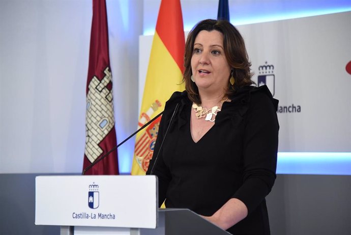 La consejera de Economía, Empresas y Empleo de Castilla-La Mancha, Patricia Franco, en rueda de prensa.
