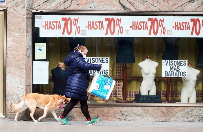 Economía.- Comerciantes alertan de que el 20% del sector cerrará sus puertas sin