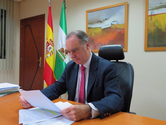 El delegado de Empleo en Huelva, Antonio Augustín.