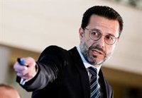 Lasquetty critica que el Gobierno se aprovecha de la crisis para "ver si hacen la revolución bolivariana"