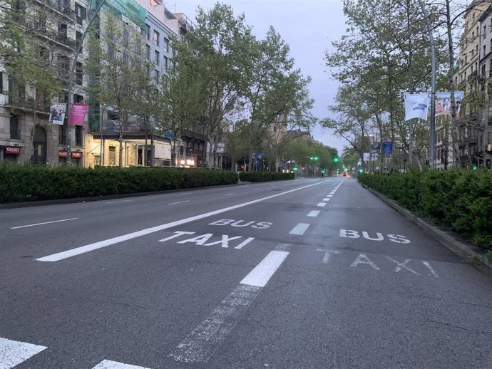 La Gran Vía de les Corts Catalanes de Barcelona sin tráfico