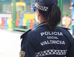 Imagen de archivo de una agente de la Policía Local de Valncia
