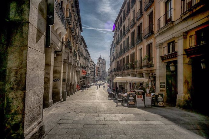 Madrid cierra toda la hostelería desde mañana para frenar contagios por coronavirus