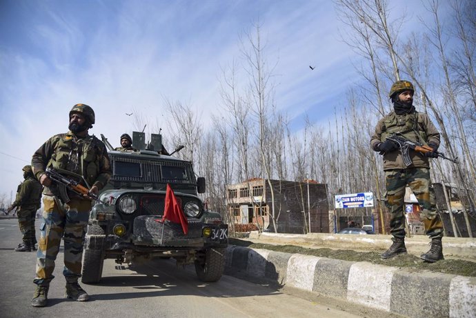 Cachemira.- Al menos nueve milicianos y tres militares muertos durante enfrentam