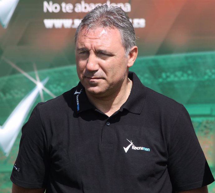 Fútbol.- Stoichkov: "Sería más justo terminar la liga como estaba"