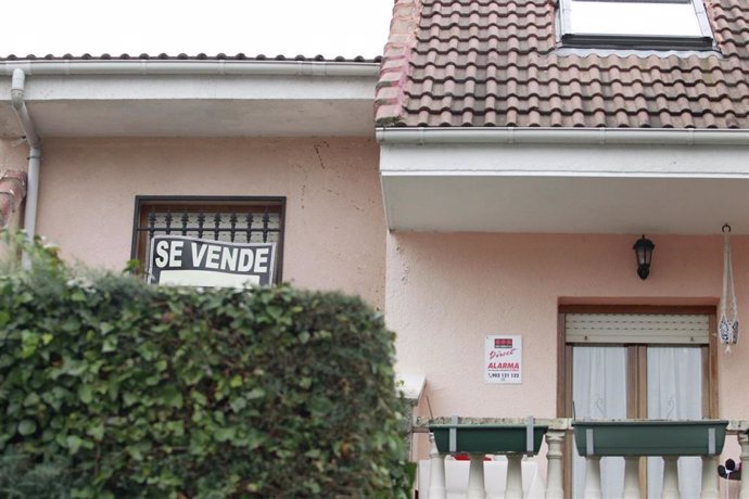 Imagen de archivo de la venta de una vivienda de segunda mano.