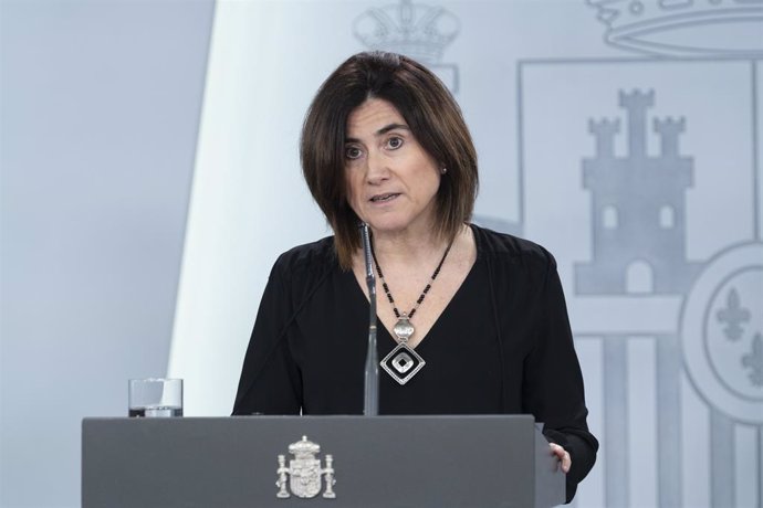 La directora adjunta del Centro de Coordinación de Alertas y Emergencias Sanitarias (CCAES), María José Sierra, interviene durante la rueda de prensa del Comité Técnico de Gestión del Covid-19, en Madrid (España) a 5 de abril de 2020.