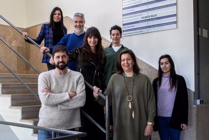 Grupo de investigación de la Universidad de Oviedo 'Nanopartículas, membranas y bioanálisis' (NanoBioMem), que lidera la profesora María Carmen Blanco y que presenta un proyecto para mejorar los test de COVID-19.