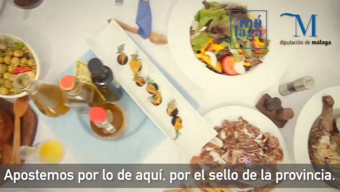Fotograma del vídeo publicado por Sabor a Málaga para fomentar la compra de productos adheridos a la marca y en tiendas de barrio durante el confinamiento