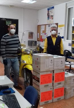 Máscaras protectoras listas para su distribución por Correos