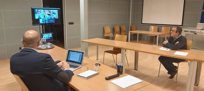 Reunión del conseller de Transición Energética y Sectores Productivos, Juan Pedro Yllanes, con el sector de la Innovación.