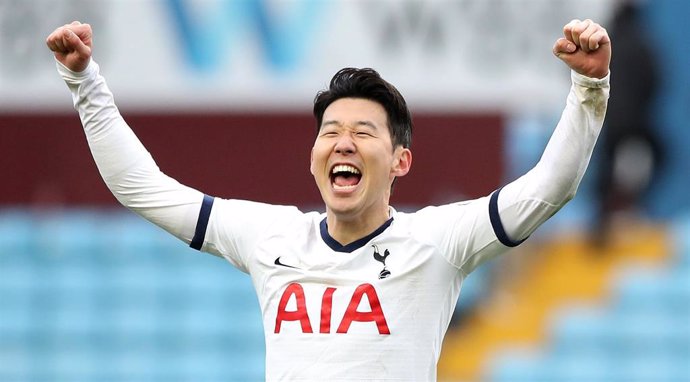 Son Heung-min celebra un gol con el Tottenham