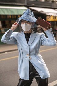 La pandèmia del nou coronavirus provoca la mort d'unes 75.000 persones al món